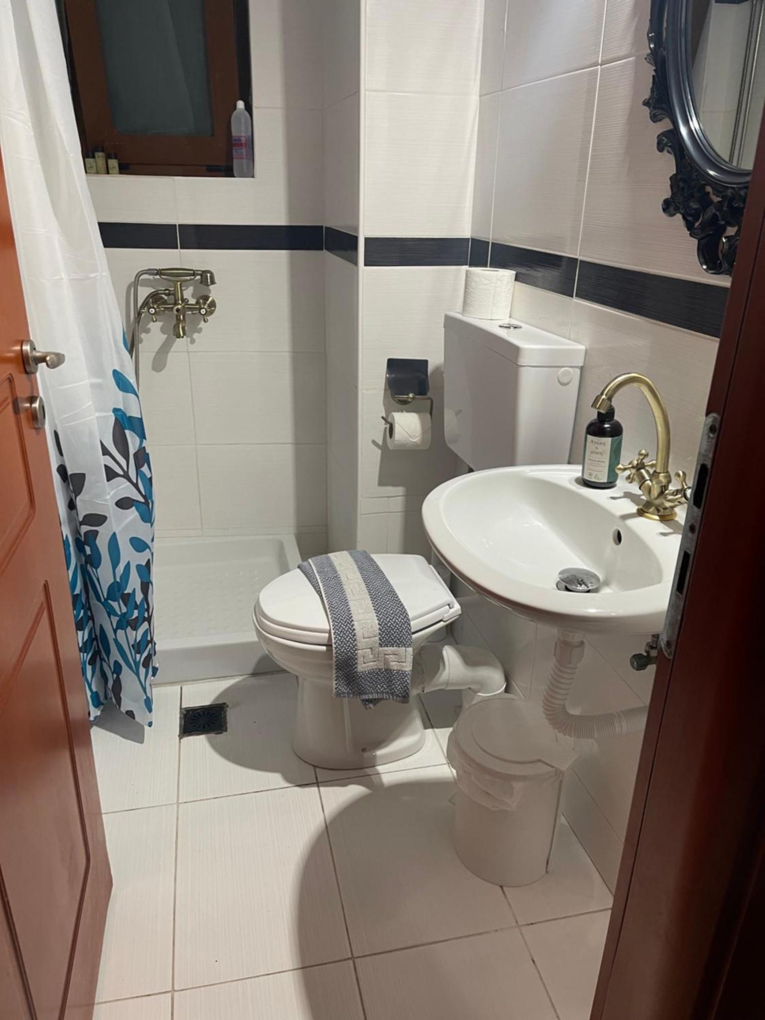 Retire Flat In The Heart Of City 伊拉克利翁 外观 照片