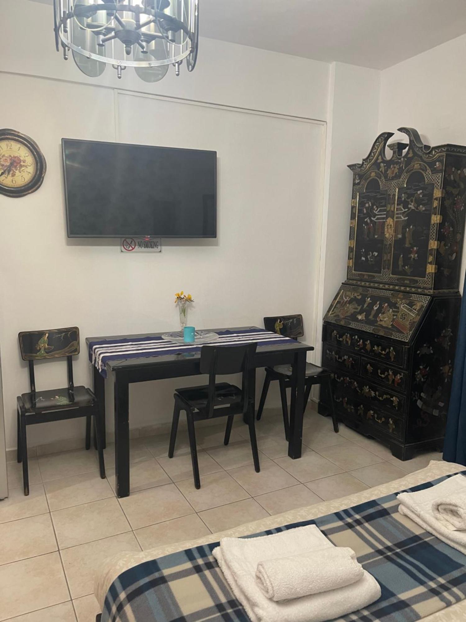 Retire Flat In The Heart Of City 伊拉克利翁 外观 照片